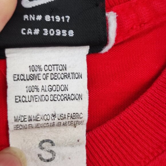 Nike Team Cardinals short sleeve T-shirt red with graphic design boys size S - Picture 6 of 8